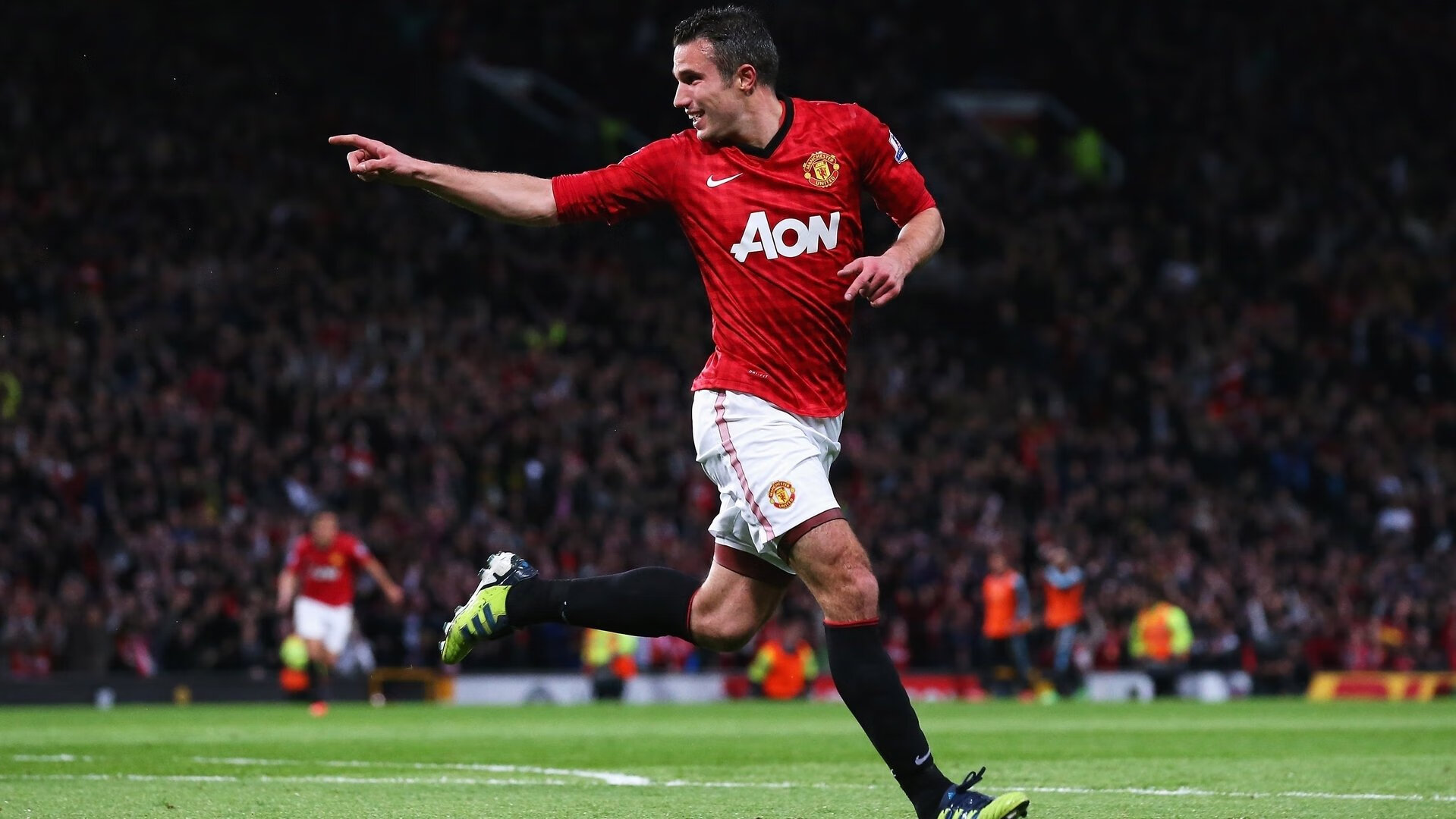 《虚拟职业联赛：电竞行业新型比赛形态探索》，虚拟竞技场