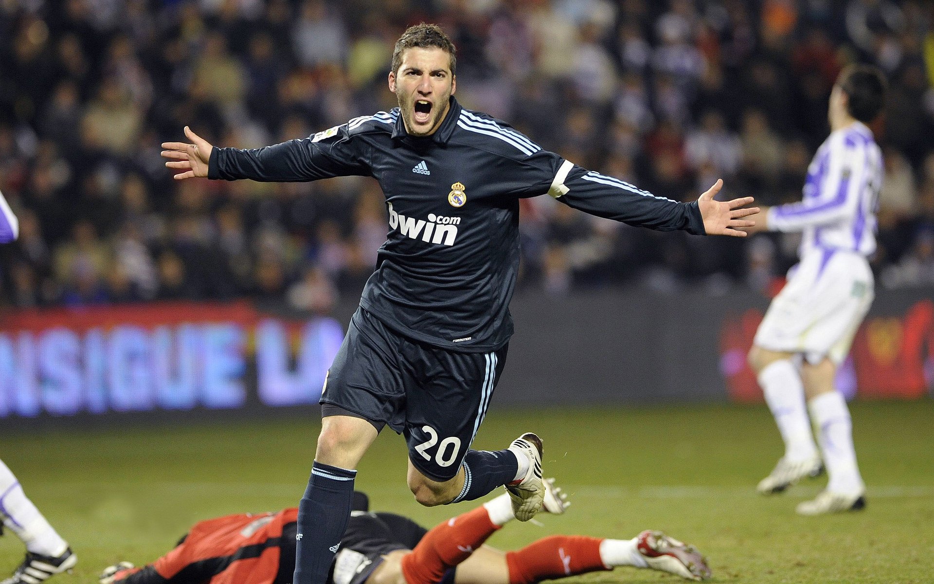 中国足球协会推动校园足球发展，校园足球协会简介